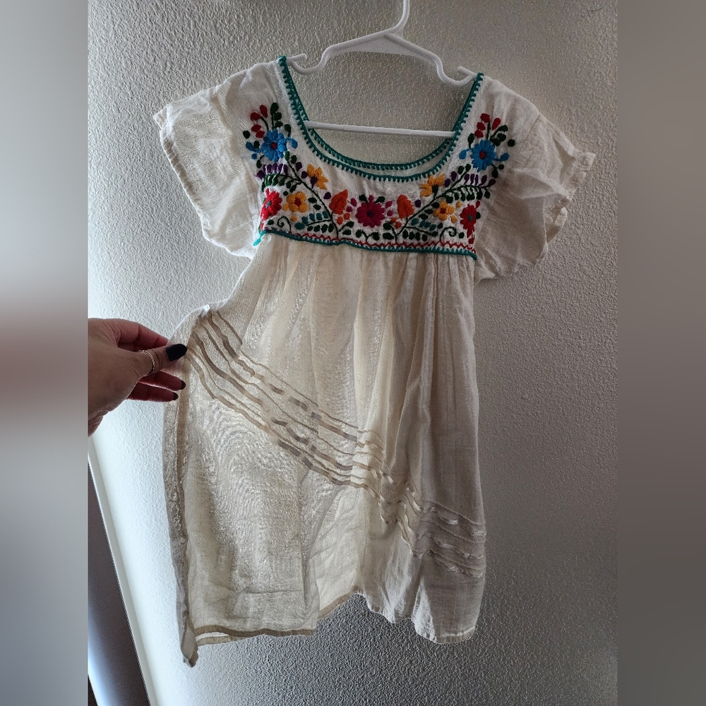 4T Off-white floral dress
